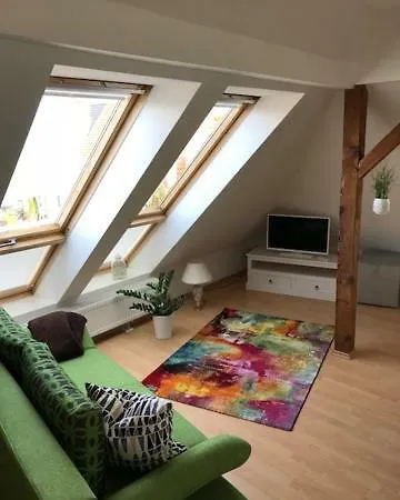 Apartment Liebevoll Eingerichtete Im Dg Zwenkau