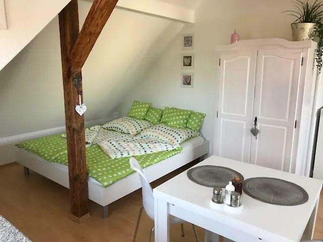 Liebevoll Eingerichtete Im Dg Apartman *